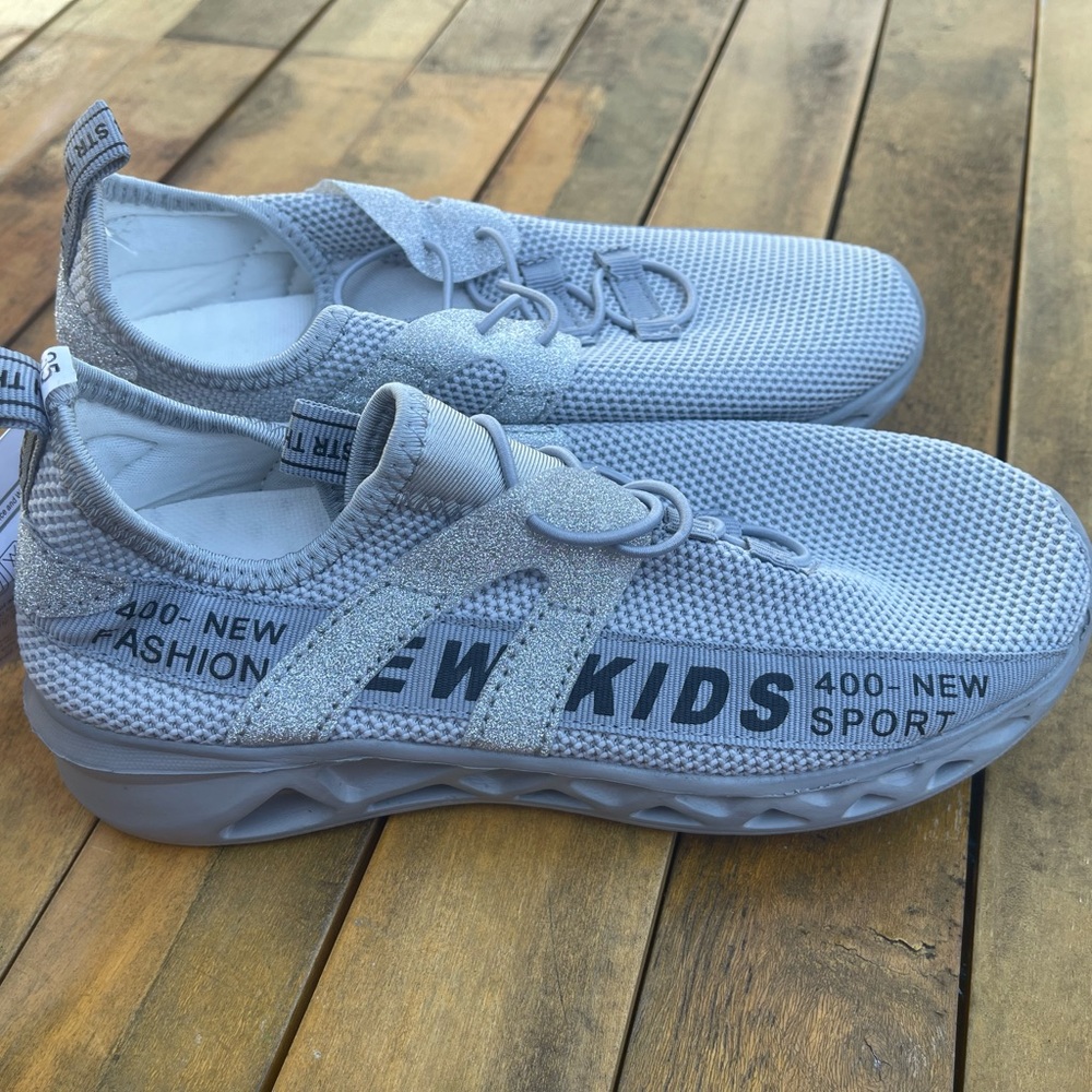 Koppu boys running shoe